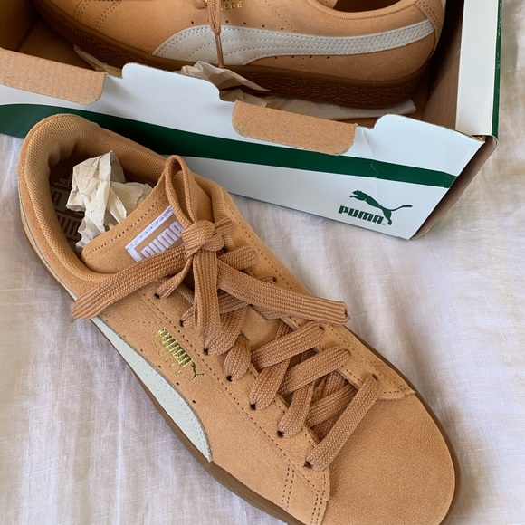 Puma Suede Shoes - Picture 2 of 6